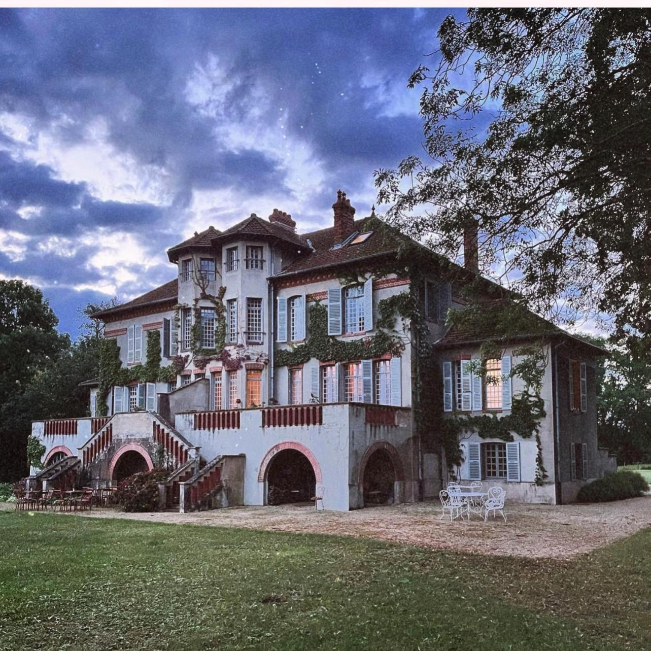 Le Relais Du Doubs En Bourgogne Bed and Breakfast Ciel Exteriör bild